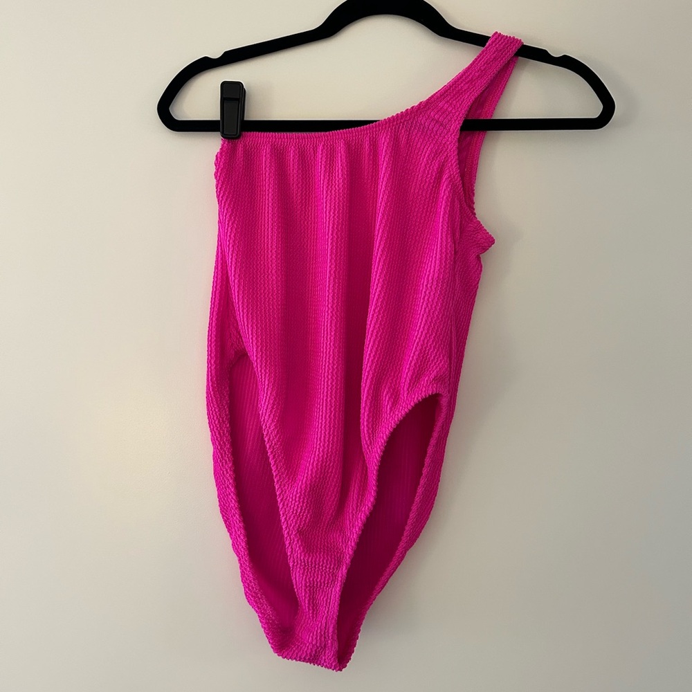 Good American Swimsuit